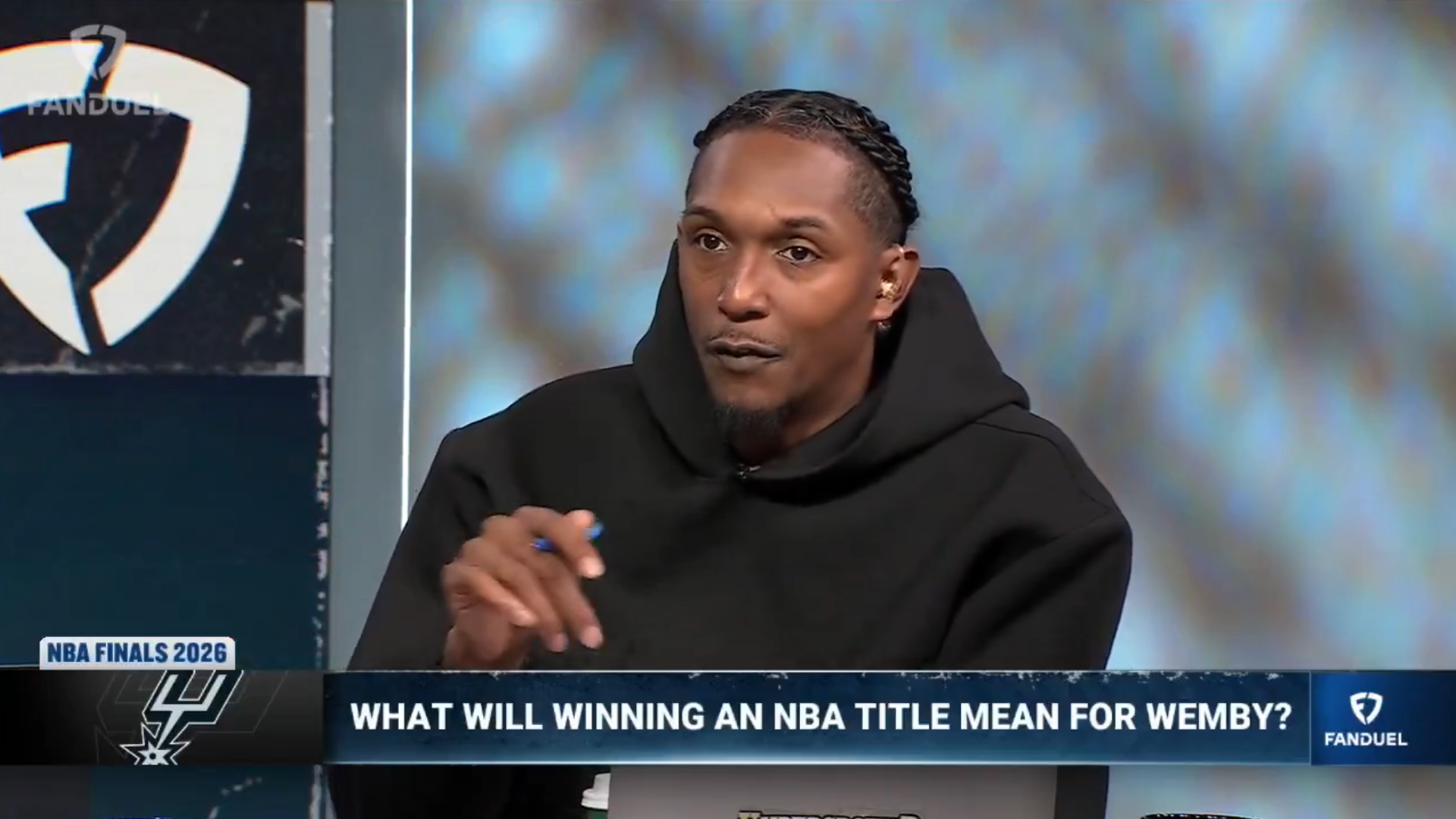 世界杯手机观看-NBA超级第六人：文班只需要一枚总冠军戒指，就能成为联盟第一人